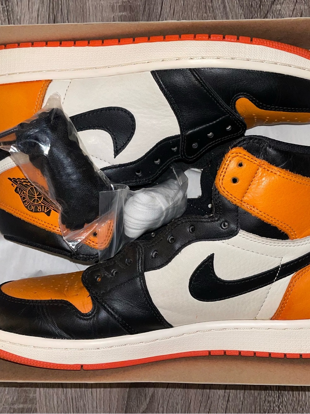 2015 Air Jordan 1 Shattered Backboard - Size 11 OG - Picture 7 of 10